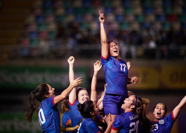 劳塔罗：我看到了很多不喜欢的事情；我不想输，我向球迷道歉.